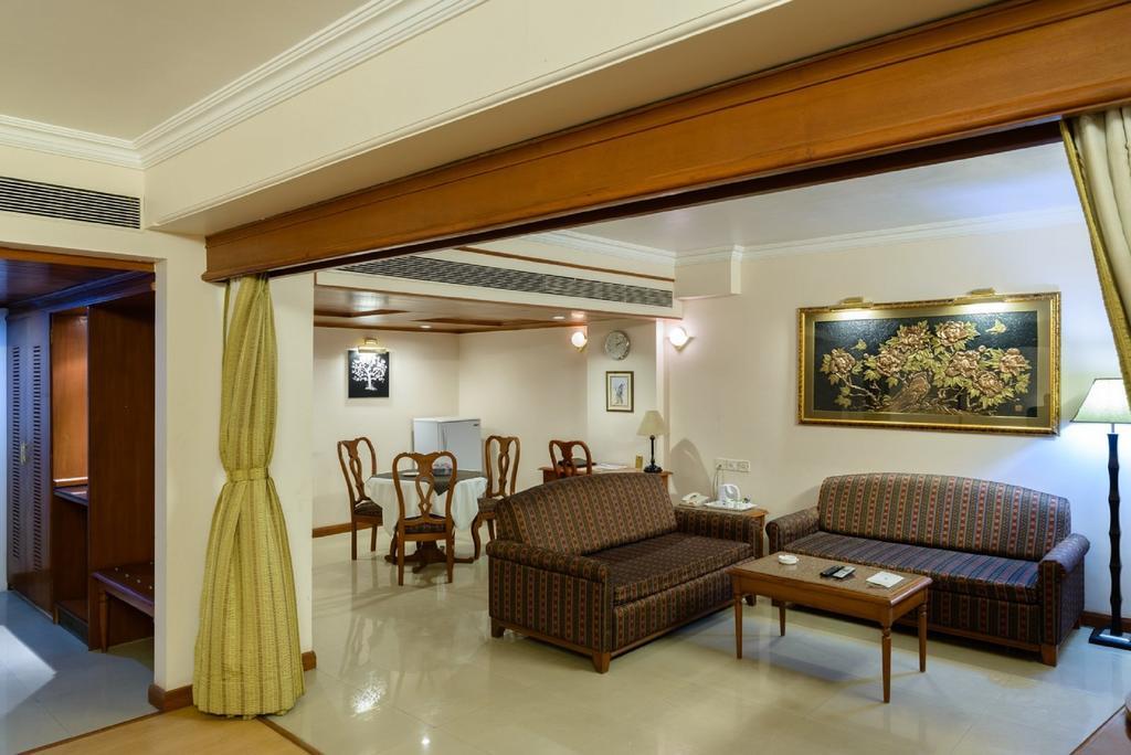 Quality Inn Palms Gāndhīdhām Buitenkant foto