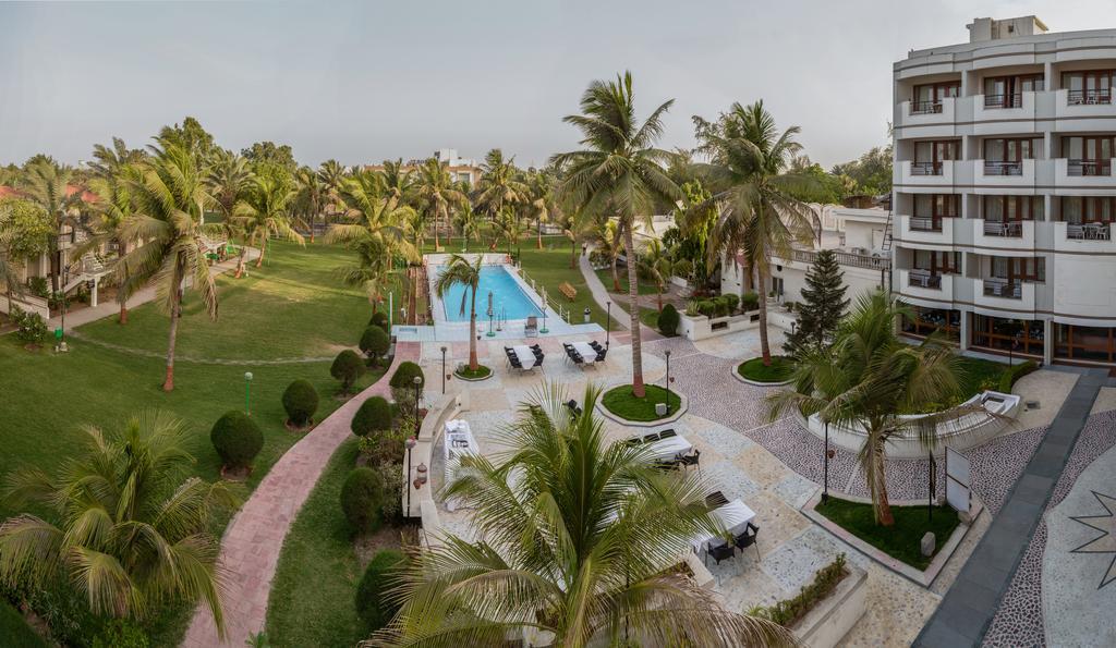 Quality Inn Palms Gāndhīdhām Buitenkant foto