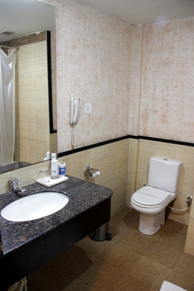 Quality Inn Palms Gāndhīdhām Buitenkant foto